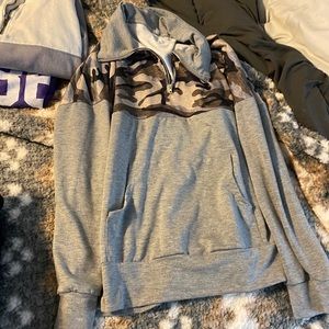 sweatshirt with digital camo